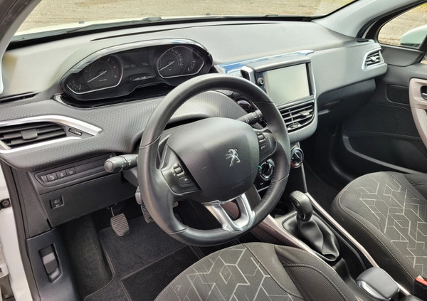 Peugeot 2008 cena 32900 przebieg: 189000, rok produkcji 2015 z Ścinawa małe 211